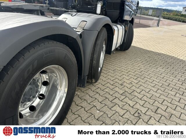 Standaard trekker DAF XF 530 FT 6x2, Intarder, Navi, Spacecab,