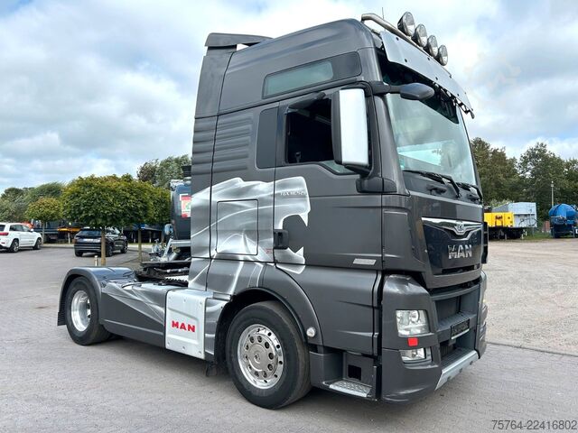 Tractora standard MAN TGX 18.520 mit 2-Kreis-Hydraulik / XXL-Haus