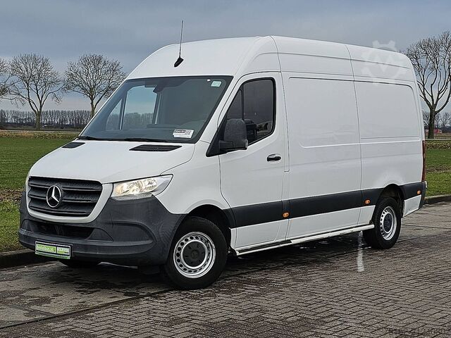Yüksek tavanlı istasyon vagonu MERCEDES-BENZ SPRINTER 311 L2H2 Mbux RWD!