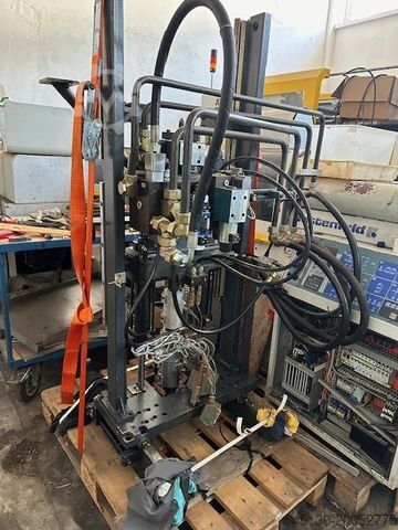 Spritzgießmaschine FERROMATIK MILACRON K110D-S/2F