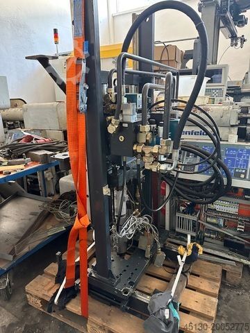 Spritzgießmaschine FERROMATIK MILACRON K110D-S/2F