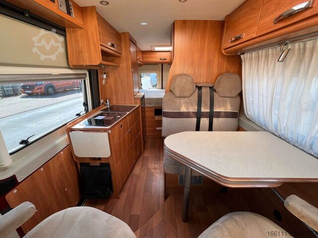 Kamper kombi GLOBECAR Globescout - Festbett - Markise - Klima - AHK -