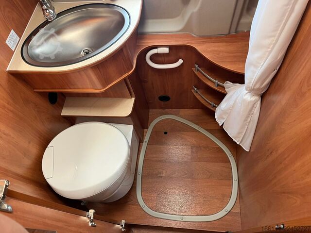 Kamper kombi GLOBECAR Globescout - Festbett - Markise - Klima - AHK -