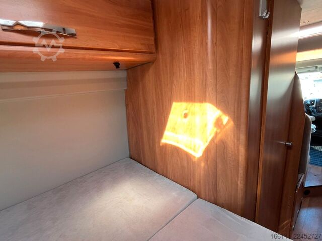 Kamper kombi GLOBECAR Globescout - Festbett - Markise - Klima - AHK -