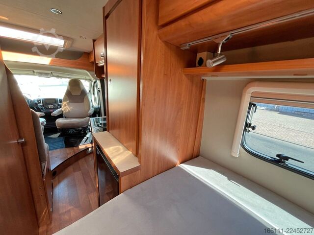 Kamper kombi GLOBECAR Globescout - Festbett - Markise - Klima - AHK -