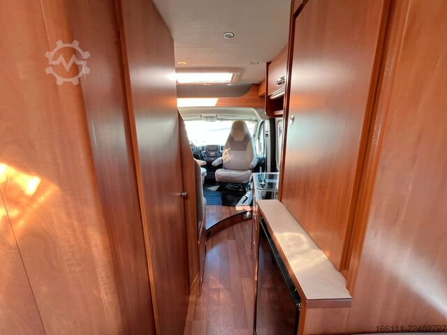 Kamper kombi GLOBECAR Globescout - Festbett - Markise - Klima - AHK -