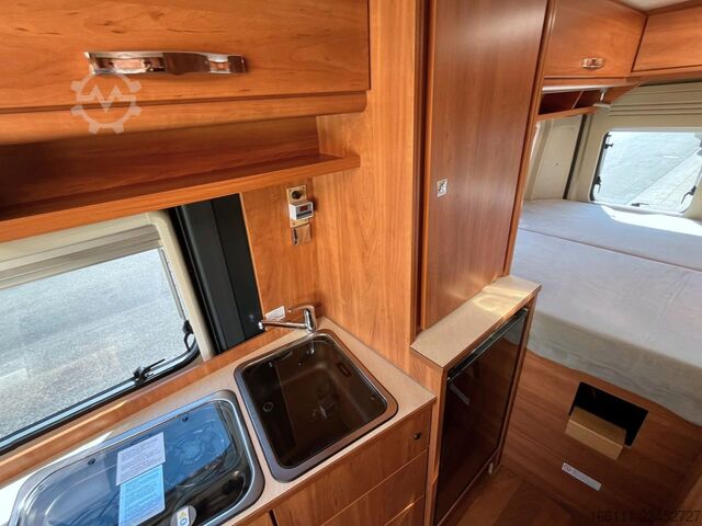 Kamper kombi GLOBECAR Globescout - Festbett - Markise - Klima - AHK -