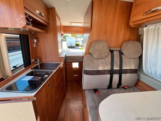 Kamper kombi GLOBECAR Globescout - Festbett - Markise - Klima - AHK -