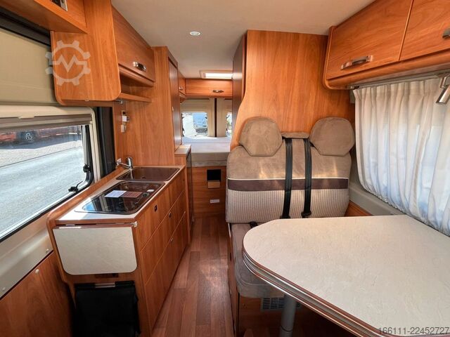 Kamper kombi GLOBECAR Globescout - Festbett - Markise - Klima - AHK -