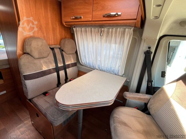 Kamper kombi GLOBECAR Globescout - Festbett - Markise - Klima - AHK -