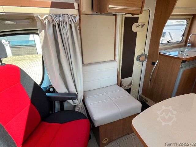 Poluintegrisani kamper EURAMOBIL Profila T 650 EB - Hub/Einzelbetten - Klima -