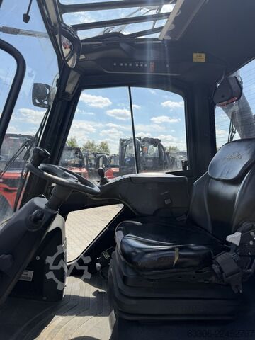 Dizel viljuškari Linde H40D-02