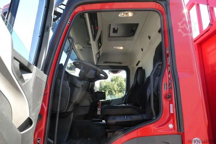 Lastbilsmonterad kran MERCEDES-BENZ Antos 1830 L Pritsche Heckkran Funk