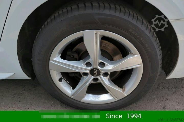 Minibus AUDI A4 Avant 30 TDI advanced DSG7-KAMERA MMI
