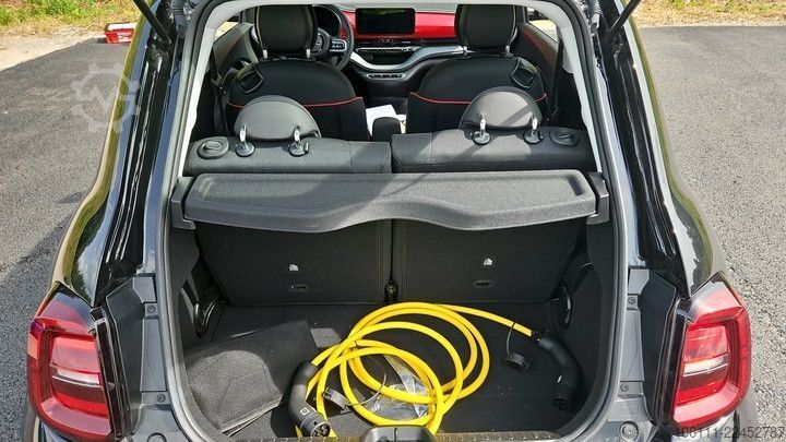 Furgone FIAT 500 e Red Paket Komfort