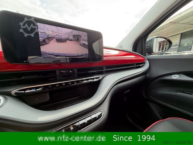 Dodávka FIAT 500 e Red Paket Komfort Kamera PDC CARPLAY