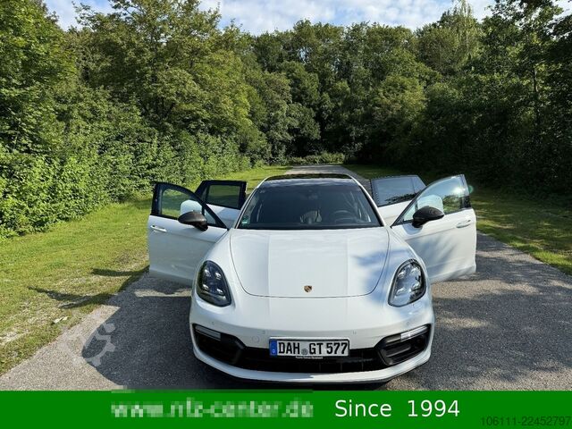 Minibus PORSCHE Panamera GTS Sport Turismo
