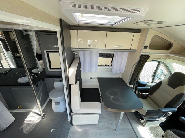 Camper semintegrato ACROSS AERO 651 CPH | *Rollstuhlgerecht mit hydr. Lift*