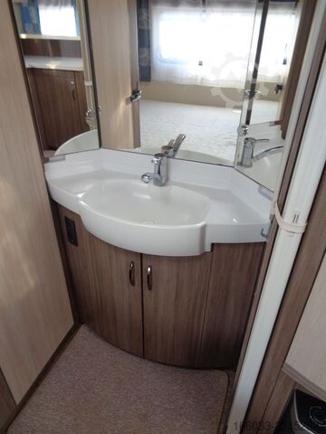 Caravan HOBBY de luxe 560 CFe *Mover*Vorzelt*Ultraheat*