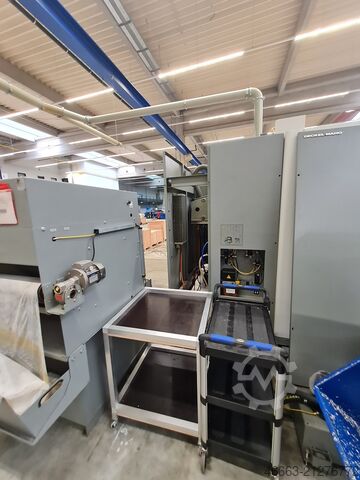 CNC machining center Deckel Maho DMC 635V