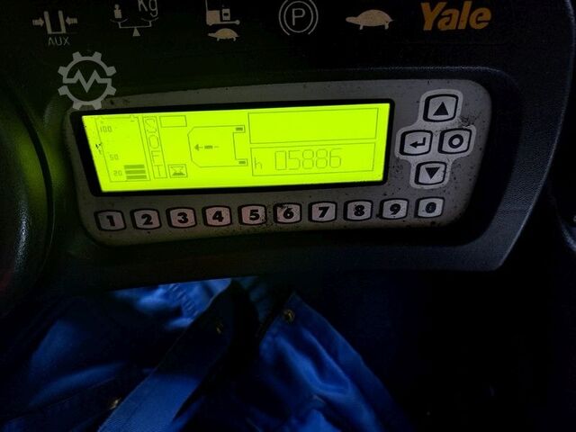 Reach Truck No 03 yale MR14 AC