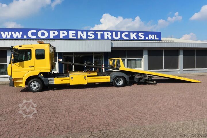 Véhicule de dépannage Mercedes-Benz Atego 1221 L Takelwagen 6 persoons