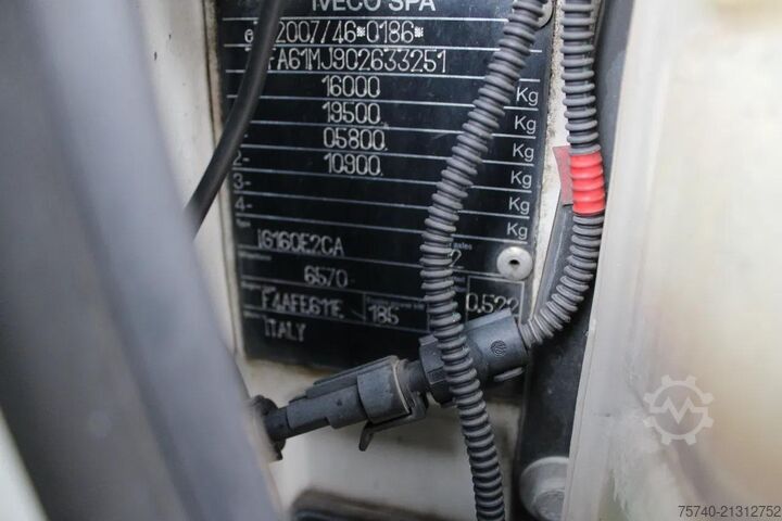 Kuffert Iveco Eurocargo 160e25 + lift + euro 6