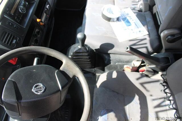 Kipper Nissan 45.13 + EURO 4 + C patent + tipper + MANUAL