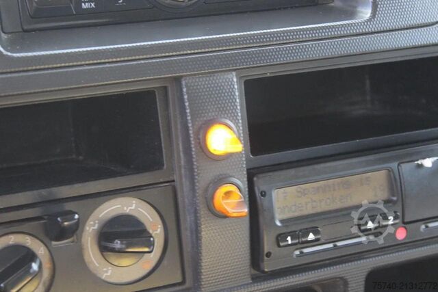 Kipper Nissan 45.13 + EURO 4 + C patent + tipper + MANUAL