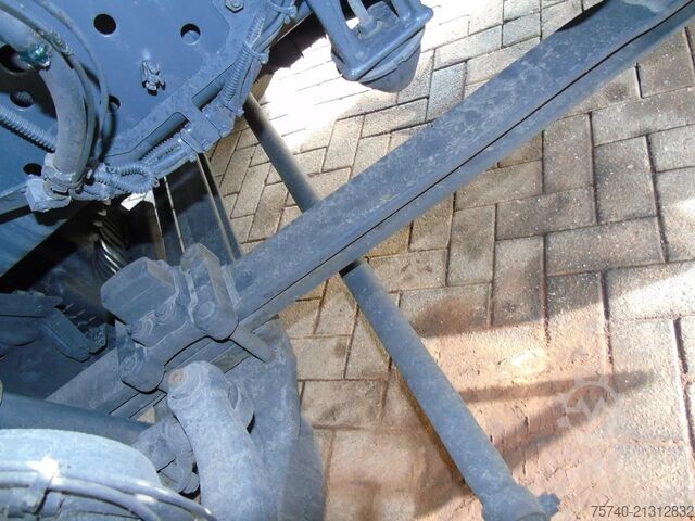Standaard trekker Mercedes-Benz Actros 1933 + SPOILER