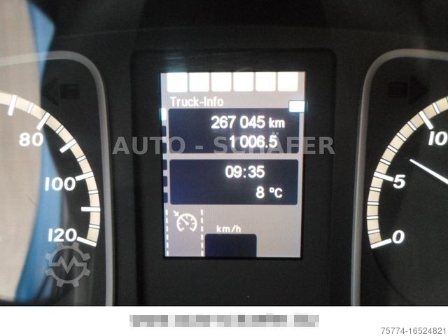 Camion bâché MERCEDES-BENZ 818 L/ 7.2 m/ LBW