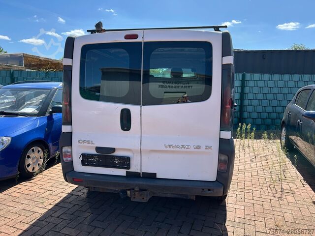 Bestelwagen OPEL Vivaro Kasten L1H1 2,7t