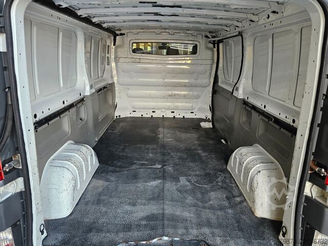 Bestelwagen OPEL Vivaro Kasten L2H1 2,9t AHK