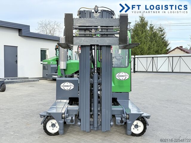 Négyirányú targoncát Combilift C3000 DIESEL TRIPLEX 5600 FREE-LIFT
