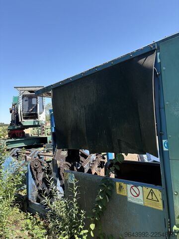 Machines pour parcs à grumes Bruks Wurzelreduzierer 1400