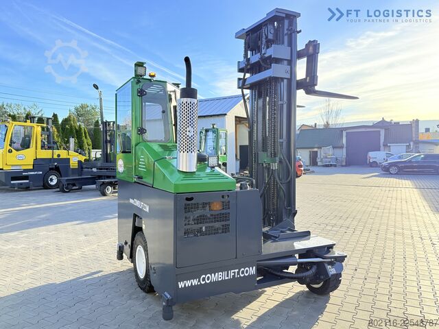 Négyirányú targoncát Combilift C4000 GAS TRIPLEX 6900 FREE-LIFT CABIN