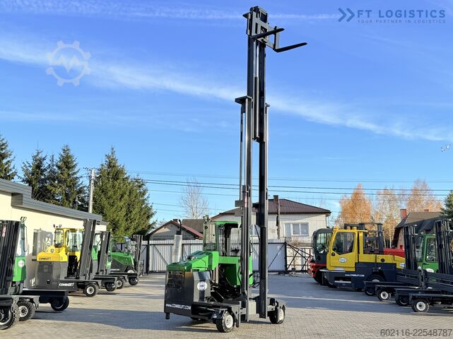 Négyirányú targoncát Combilift C4000 GAS TRIPLEX 6900 FREE-LIFT CABIN