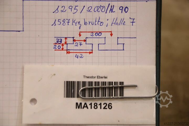 T yuvalı sıkıştırma plakası Guss 1295/2000/H90 mm
