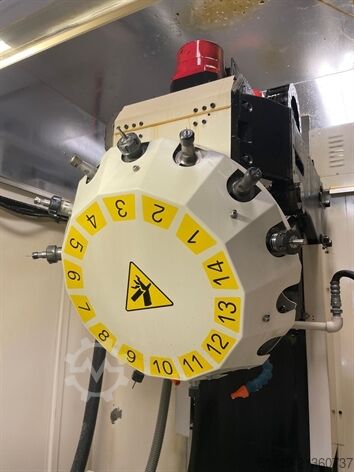 5 eksenli işleme merkezi FANUC ROBODRILL  ALPHA T14i B