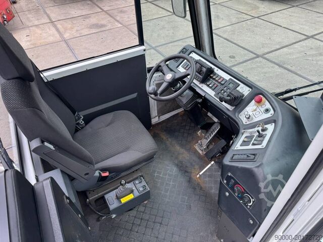 Eindtrekker Terberg YT182