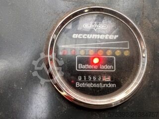 Carrello elevatore per corsie strette, carrello elevatore per scaffali alti Linde V10