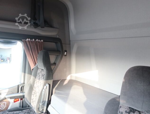 Rashladni kamion Scania R 450 6x2 TK Koffer Lenkachse Vollluft
