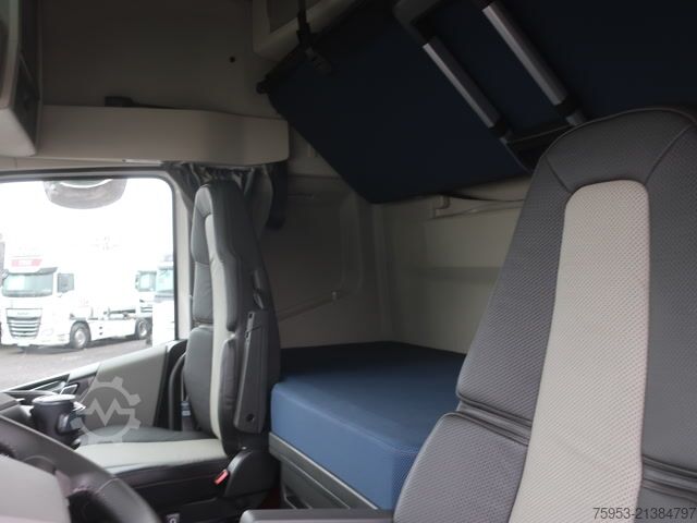 Trattore stradale standard Volvo FH 500 Aero Euro 6 Globetrotter XL Leder Mikrowell