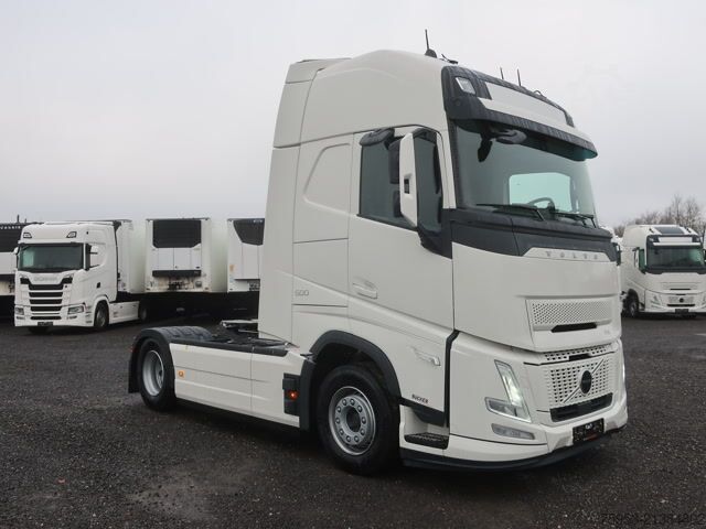 Trattore stradale standard Volvo FH 500 Aero Euro 6 Globetrotter XL Leder Mikrowell