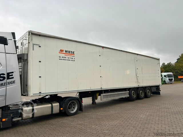 Semirreboque com piso móvel KRAKER CF-Z Schubboden 92m³