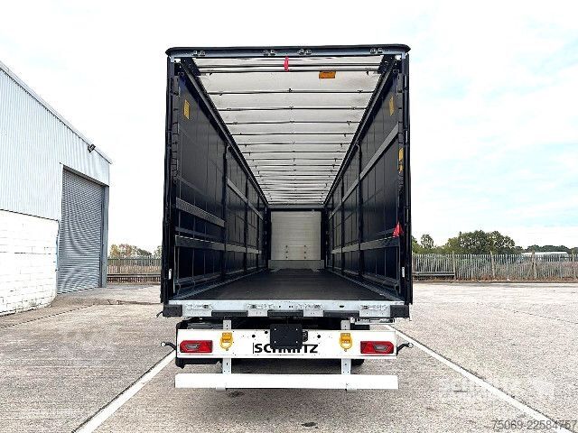 Semi-remorque bâchée Schmitz Cargobull Curtainsider Euroliner