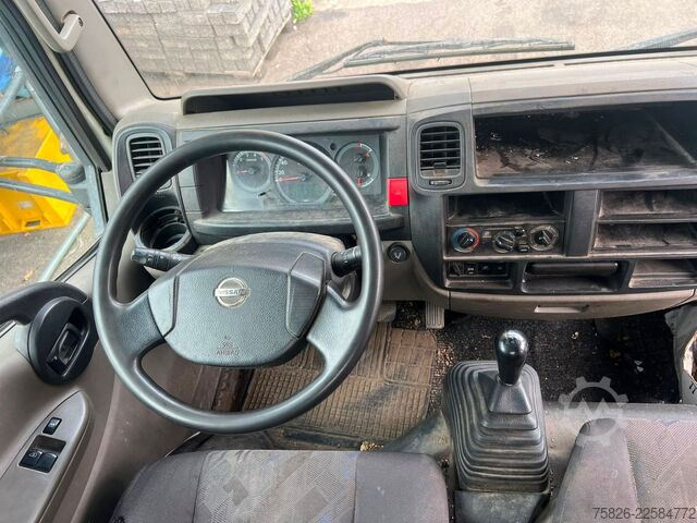 Pick-up dodávka NISSAN Cabstar Pritsche Zwillingsbereifung