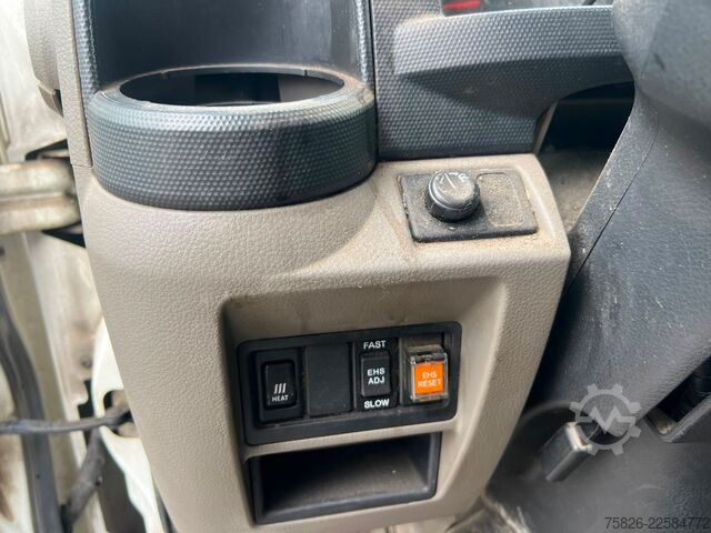 Pick-up dodávka NISSAN Cabstar Pritsche Zwillingsbereifung