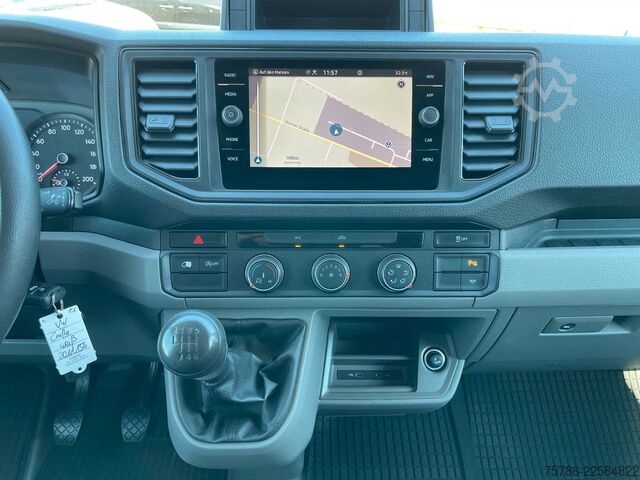 Furgon z wysokim dachem VW Crafter 35 Maxi KA/ FWD/ AC/ PDC/ Navi/ AHK 3.0t