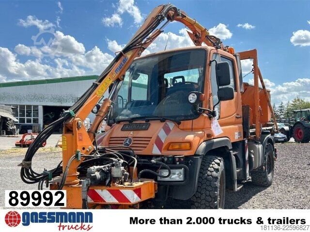 Camion à usage spécial Unimog U 300 4x4, Kommunalhydraulik, Zapfwelle